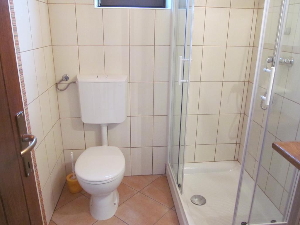 Apartment Sever